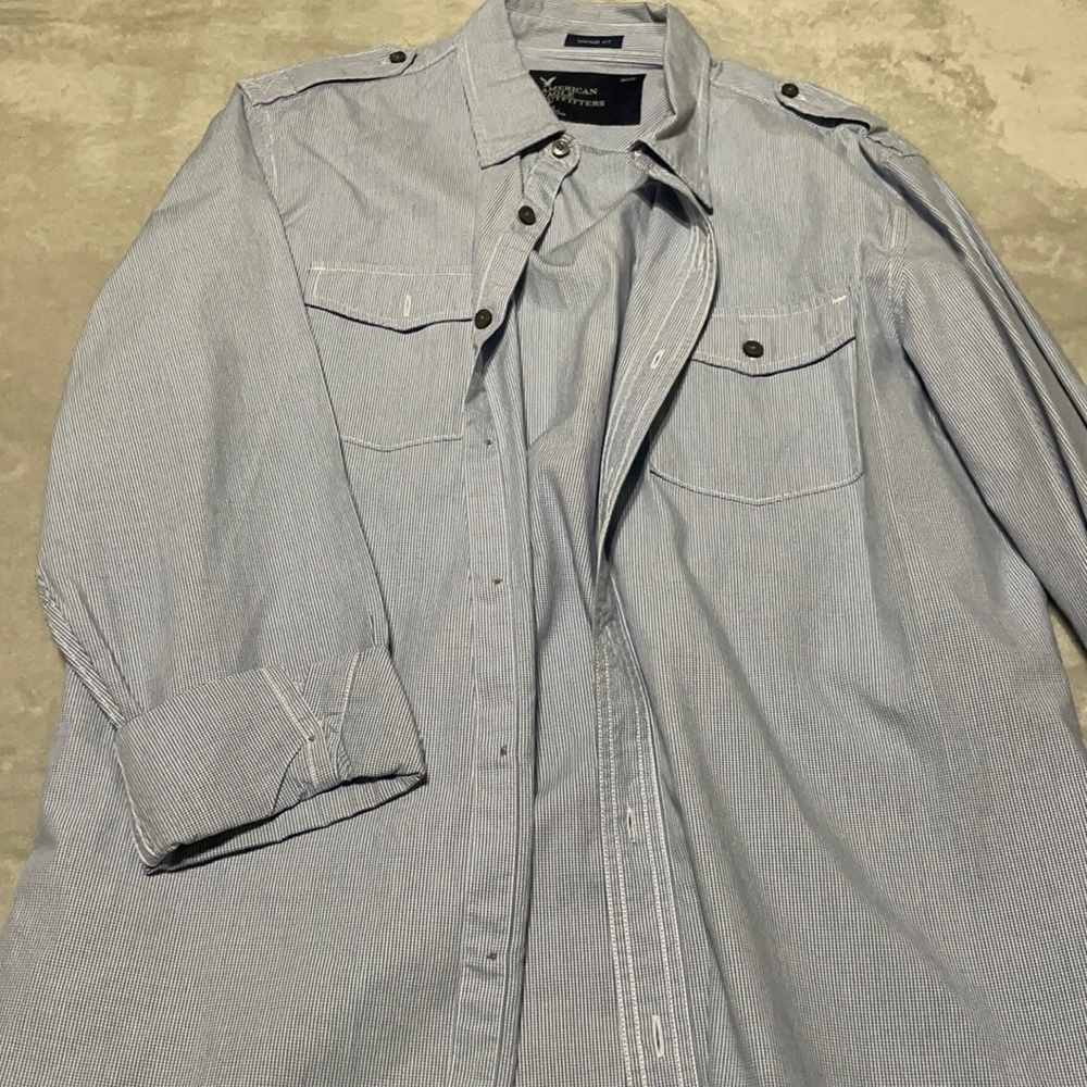 American Eagle long sleeve lg (item#21)